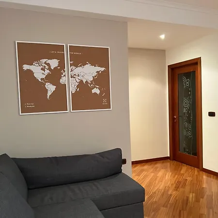 Revis 84 Apartament